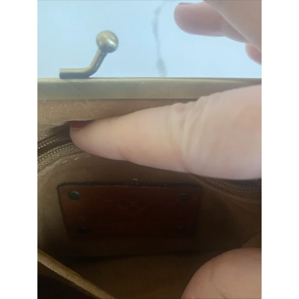 PATRICIA NASH‎ Savena Burnished Tooled Gold Kiss Lock Wristlet